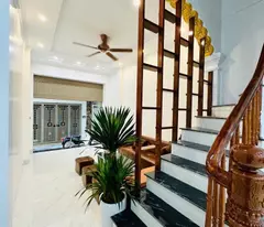 SIÊU HOT TẠI NGUYỄN KHANG - SIÊU ĐẸP VÀ HIẾM - NGÕ Ô TÔ - SỔ VUÔNG - GIÁ 10.5 TỶ