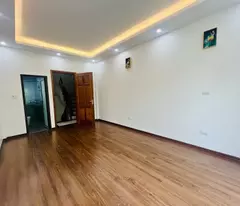 Tân Mai, 35m2, Nhà mới 5 tầng, Ô tô rất gần, Nhỉnh 5 tỉ, LH 0904690958