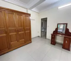 Bán nhà phố Văn Cao 52m 5 tầng giá 7,9 tỷ ( thương lượng )