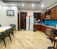 Bán nhà-Phố Nguyễn Chí Thanh,Đống Đa-DT54m2 x MT rộng 5m x Tầng-17.9 tỷ-Phân lô- 2 ô tô