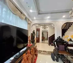 Bán nhà-Phố Nguyễn Chí Thanh,Đống Đa-DT54m2 x MT rộng 5m x Tầng-17.9 tỷ-Phân lô- 2 ô tô