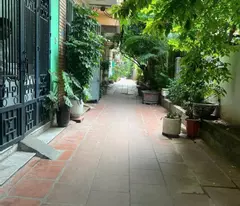 NHÀ ĐẸP - NGÕ THÔNG - XE 3 GÁC VÀO TẬN CỬA - OTO VÀO NGÕ RỘNG - 2 THOÁNG