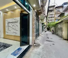 BÁN NHÀ ĐẸP PHỐ CẦU GIẤY – NHÀ MỚI ĐẸP QUẬN CẦU GIẤY – NGÕ THÔNG – KINH DOANH NHỎ - 50M RA PHỐ -