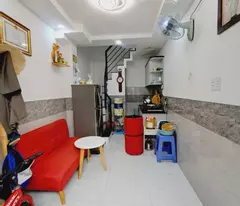 NGAY ĐƯỜNG HIỀN VƯƠNG - VĂN CAO - 13M2 - 3 TẦNG 2PN GIÁ 2.5 TỶ
