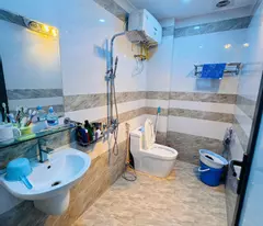 Nhà Đẹp 5 Tầng Full Nội Thất, Trung Tâm Quận Hoàng Mai, Ô Tô Đỗ Cửa,10m Ra Ô Tô Tránh, Nhỉnh 5 Tỷ.