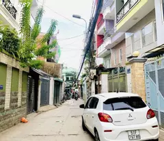 - Tòa CHDV 2 mặt tiền , ô tô 7 chỗ vào tận cửa, Quận Bình Thạnh