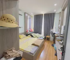 Bán nhà gần Hồ Linh Đàm chỉ hơn 5 tỷ .DT 40m2 ô tô đỗ .