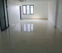 Cho thuê văn phòng diện tích hơn 100m/sàn mặt đường Minh Khai - Tam Trinh - cầu Mai Động