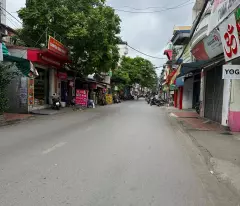Bán lô đất mặt đường Chợ Hàng lô góc 2 mặt  tiền , vị trí cực đẹp !!!