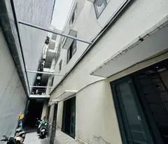 Bán CHDV mặt tiền ngay Nguyễn Chánh Sắt, P13, Tân Bình, 190m2, 5 tầng, thang máy.