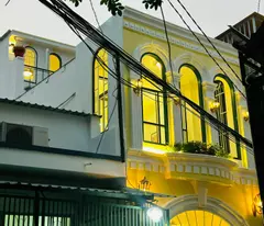 Ngay Ngã 5 Chuồn Cún - Hẻm 3m - DT 3  x 11m - 3 Tầng BTCT