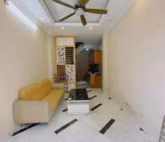 Bán nhà phân lô Giải Phóng 33m2, 5 tầng,ngõ ô tô chỉ 5.3 tỷ, LH 0366369913