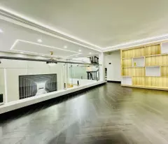 CHÍNH CHỦ GỬI BÁN NHÀ ĐẸP TẠI NGHI TÀM TÂY HỒ 45M , 5 TẦNG , MẶT TIỀN 6,2 M