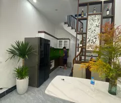 Bán nhà phố Minh Khai, Hai Bà Trưng 30m, 5 tầng. Giá: 5.95 tỷ