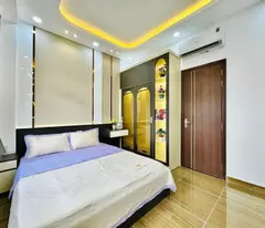 Gần Công Viên Làng Hoa - Hẻm thông 3m - (4 x 8)m - BTCT 2 Tầng