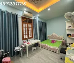 Nhà Đẹp, Diện Tích Rộng 72.2 m2, Phố Thịnh Hào, Đống Đa, Mặt Tiền 4m, Gần Ô Tô, Nhỉnh 12Tỷ.