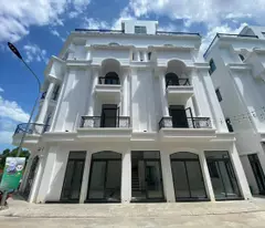 Bán nhà ngộp liền kề Vincom TP Tây Ninh