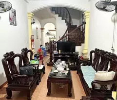 BÁN NHÀ GẦN CHÙA HÀ - Ô TÔ ĐỖ CỬA - 3 MẶT THOÁNG - CỰC GẦN MẶT PHỐ - TẦM GIÁ CỰC HIẾM