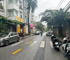 BÁN BIỆT THỰ GẦN VINHOME RIVERSIDE  72M 7 TẦNG THANG MÁY, VĂN PHÒNG KINH DOANH ĐỈNH, CHỈ 16.3 TỶ