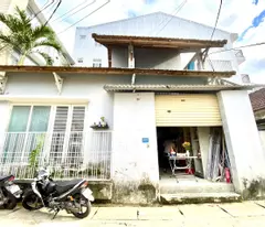 Bán Nhà 2 tầng Nguyễn Tất Thành - Sau 1 Nhà Mặt Tiền, Gần khu An Đông Villa