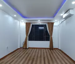 Bán nhà Mậu Lương ô tô nhỏ vào tới nhà, gần sân vận động, gần chợ Mậu Lương DT34m, 5T giá nhỉnh