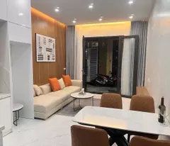 Bán nhà 6 tầng thang máy ngay sân bóng Mậu Lương trục phố chính Hoàng Công 60m² kinh doanh nhỏ.