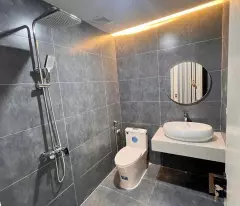 Bán nhà 6 tầng thang máy ngay sân bóng Mậu Lương trục phố chính Hoàng Công 60m² kinh doanh nhỏ.