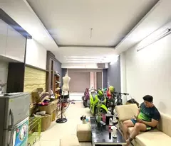 Nhà Chính Chủ Bán Căn 42m2, Thịnh Quang, Đống Đa,MT 4m, 5 tầng Kinh Doanh, mặt phố, Nhỉnh 8 tỷ