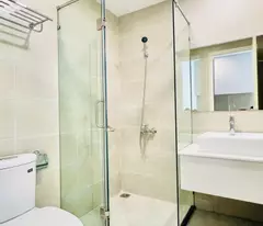 Bán Căn 1 phòng 30m2 có nội thất, ngay trường RMIT chỉ 1.350 tỷ, mới tinh chưa ở.LH 0373917147