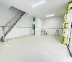 002. Chủ gửi:Nhà 3,8 triệu 2 phòng ngủ Cồn Khương trục chính hẻm