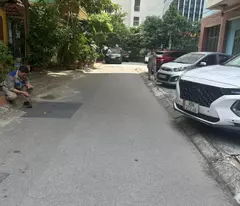 Bán nhà Phân lô Nghĩa Đô, DT 80m, MT 4.5m, ô tô tránh. Phù hợp vừa ở vừa kinh doanh. Giá 24.5 tỷ.
