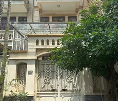 Bán nhà Phân lô Nghĩa Đô, DT 80m, MT 4.5m, ô tô tránh. Phù hợp vừa ở vừa kinh doanh. Giá 24.5 tỷ.