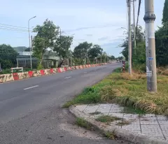 Vịị trí đắc địa,lô đất thổ cư tiềm năng đẹp,mặt tiền đương 44A An Ngãi Long Điền  sổ hồng riêng