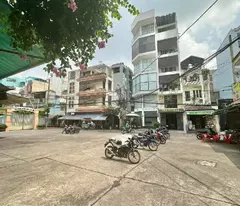 CHỦ NGỘP BANK 3 TỶ , CẦN BÁN GẤP NHÀ MẶT TIỀN ĐƯỜNG 3/2  10M KINH DOANH NGÀY ĐÊM - VỊ TRÍ ĐỈNH -