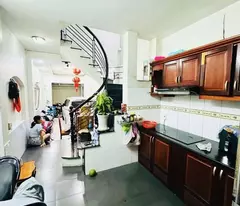 Bán Nhà  Phạm Văn Bạch Phường 15 Quận Tân Bình.