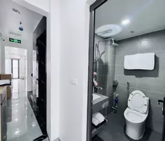 BÁN TOÀ CHDV YÊN HÒA- SIÊU HIẾM - VỊ TRÍ ĐẮC ĐỊA - NHÀ MỚI 6 TẦNG THANG MÁY - 11 PHÒNG KHÉP KÍN