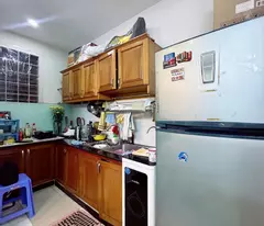 Bán căn hộ lầu 1, Chung cư 212 Nguyễn Trãi, Nguyễn Cư Trinh, Q1, 58m2, có sổ hồng