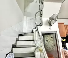 MẶT TIỀN HẺM ĐƯỜNG 3 THÁNG 2 - Q.10 - VỊ TRÍ KINH DOANH - 4 TẦNG - 20M2 - SỔ ĐẸP VUÔNG - HOÀN CÔNG