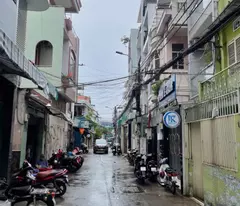 BÁN NHÀ CMT8 - DT NHỎ - GIÁ TIỀN BÉ  - TRUNG TÂM Q10 - SỔ HỒNG RIÊNG