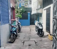BÁN NHÀ CMT8 - DT NHỎ - GIÁ TIỀN BÉ  - TRUNG TÂM Q10 - SỔ HỒNG RIÊNG