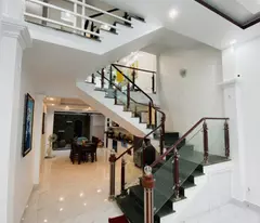 Nhà mặt đường Trại Lẻ 81m2 xây 4 tầng , vị trí cực đẹp để kinh doanh , vỉa hè siêu rộng 5m