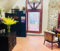 PHỐ VÕNG THỊ 40m2 - 5M RA OTO TRÁNH - OTO 4 CHỖ ĐỖ CỬA - LÔ GÓC -VIEW HỒ TÂY - 7.5 Tỷ