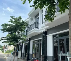 Nhà Phố 1trệt 1lững 1lầu Hòa Lợi, Gần trung tâm Tp. Mới Bình Dương giá 2,3ty