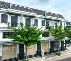 Nhà Phố 1trệt 1lững 1lầu Hòa Lợi, Gần trung tâm Tp. Mới Bình Dương giá 2,3ty