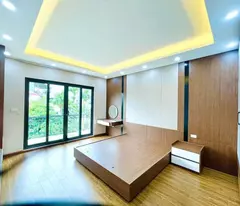 BÁN NHÀ GIẢI PHÓNG QUẬN THANH XUÂN PHÂN LÔ Ô TÔ 7 CHỖ VÀO NHÀ THANG MÁY XỊN 43M 13,5 TỶ