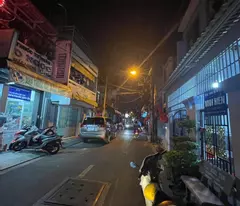 MẶT TIỀN HIẾM CẠNH BẾN XE MIỀN TÂY THÔNG LÝ CHIÊU HOÀNG - DTSD GẦN 100M2 NHÀ CẤP 4 MỚI XÂY RẤT ĐẸP