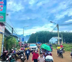 Hàng Cực HIẾM Đất Mặt Tiền Đường 8 mét Gía Dưới 700 Triệu