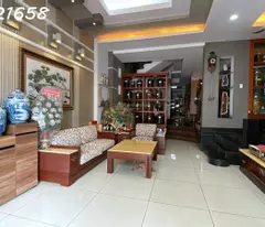 *Bán Nhà Phố Trần Nhân Tôn Quận 10, 6 Tầng (4.1/17m), Sổ vuông Đẹp,  Hoàn Công Đủ