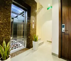 Cho thuê căn hộ siêu đẹp, đầy đủ tiện nghi tại 603 Lạc Long Quân - Tây Hồ