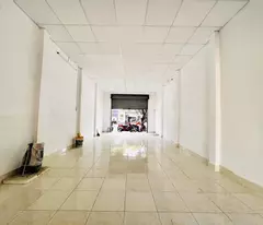 Bán nhà mặt tiền 26x36m giá 65 tỷ Đường Bà Triệu, Hóc Môn
